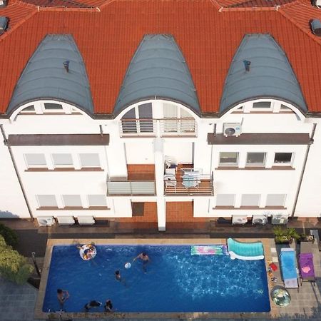 Sea View Apartment In Ічичі Екстер'єр фото
