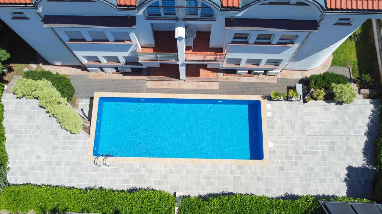 Sea View Apartment In Ічичі Екстер'єр фото