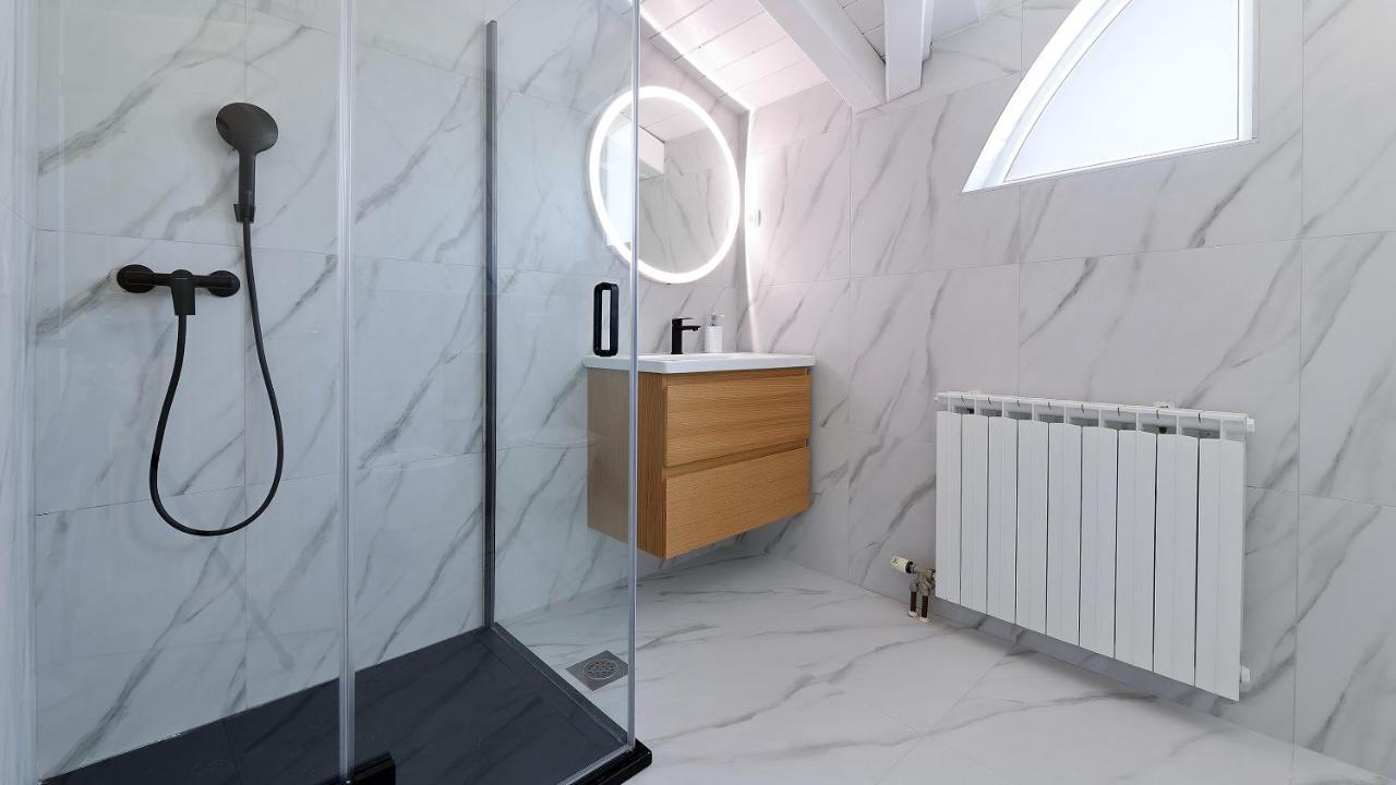 Sea View Apartment In Ічичі Екстер'єр фото