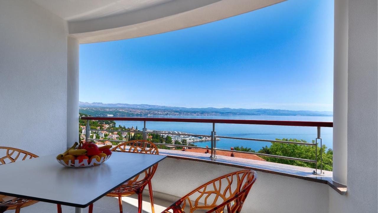 Sea View Apartment In Ічичі Екстер'єр фото