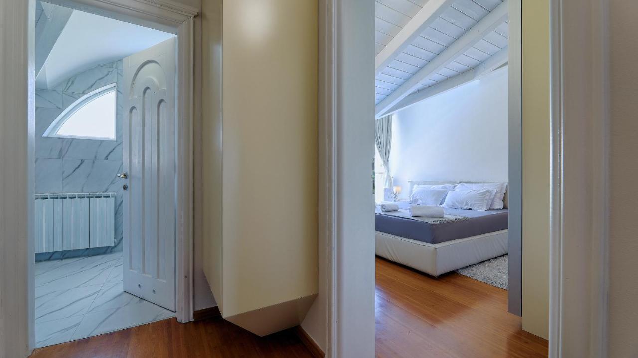 Sea View Apartment In Ічичі Екстер'єр фото