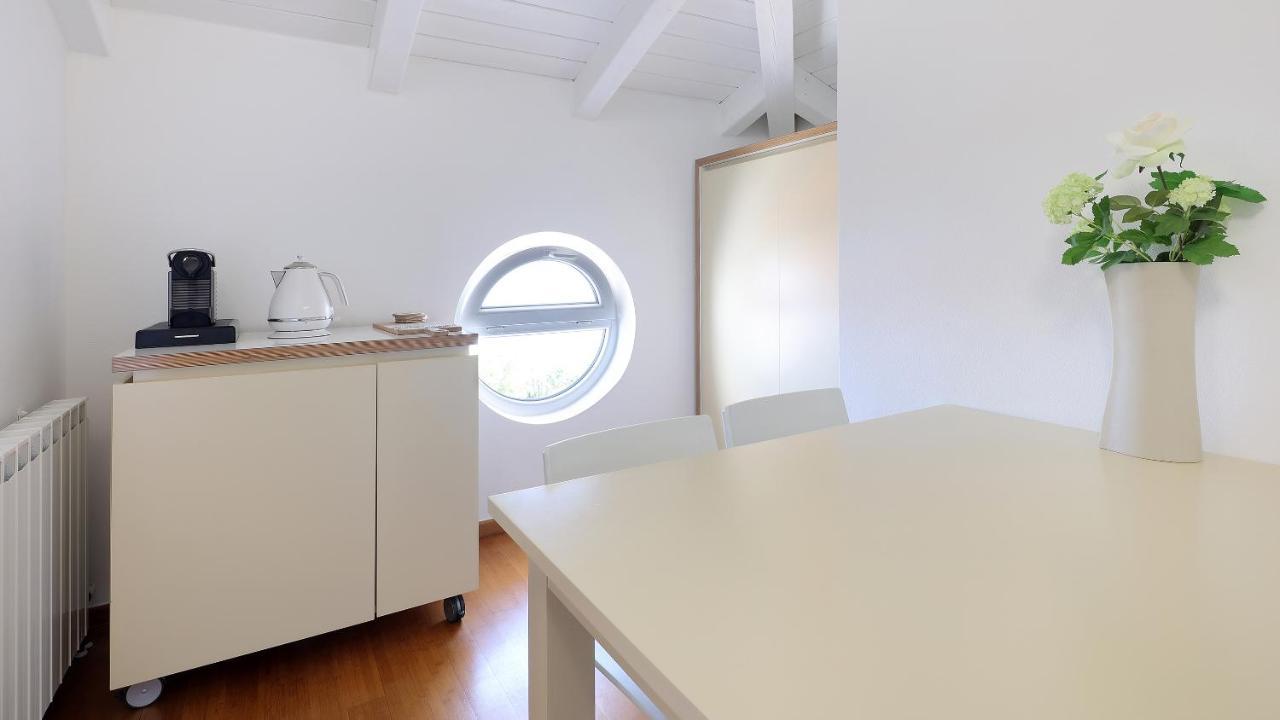 Sea View Apartment In Ічичі Екстер'єр фото