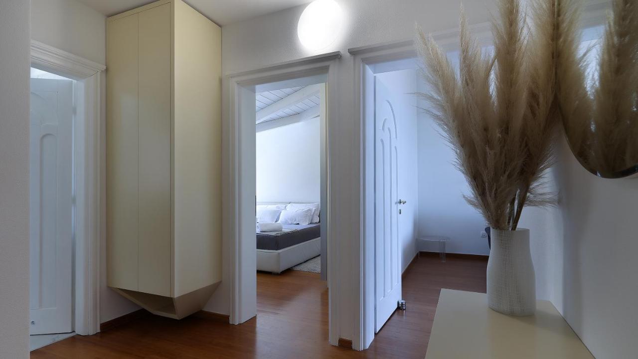 Sea View Apartment In Ічичі Екстер'єр фото