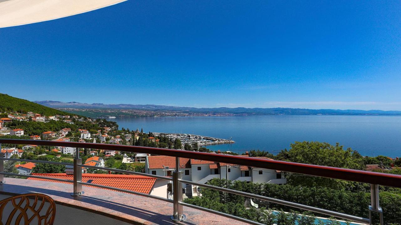 Sea View Apartment In Ічичі Екстер'єр фото